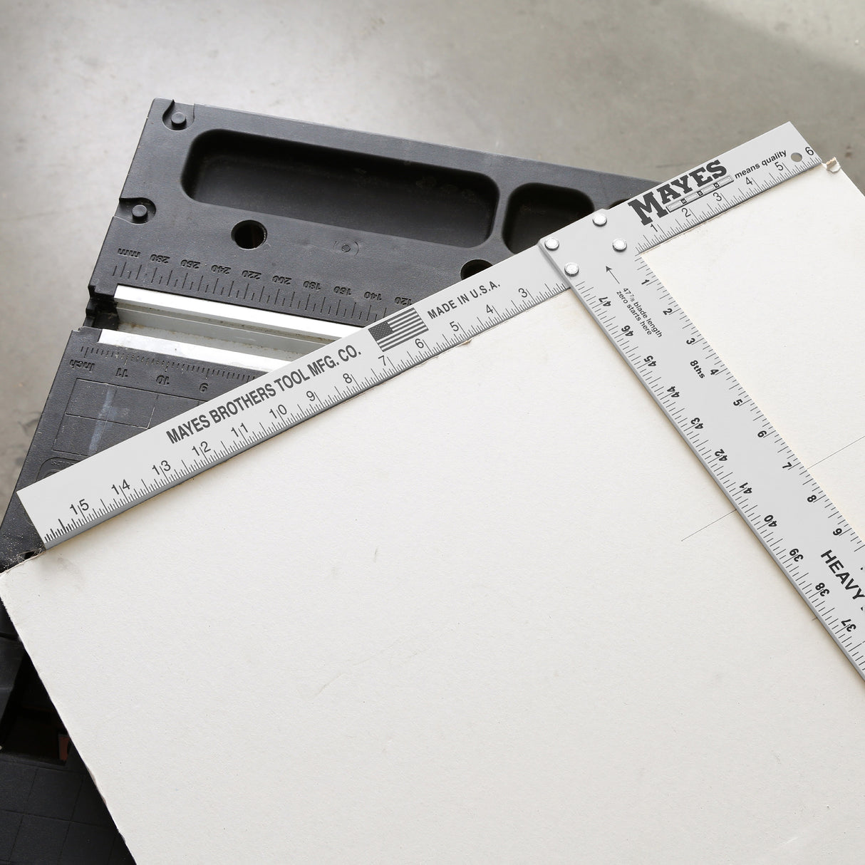 Mayes 10181 Lightweight Aluminum Wallboard Square (48 Inch) Additional Image 7