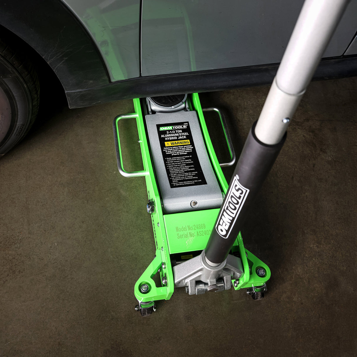 OEMTOOLS 24869 2-1/2 Ton Aluminum/Steel Hybrid Floor Jack Additional Image 10
