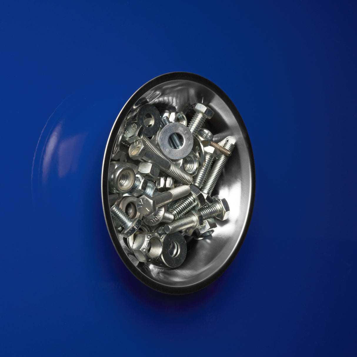 OEMTOOLS 25116C 6in. Round Magnetic Tray Additional Image 5