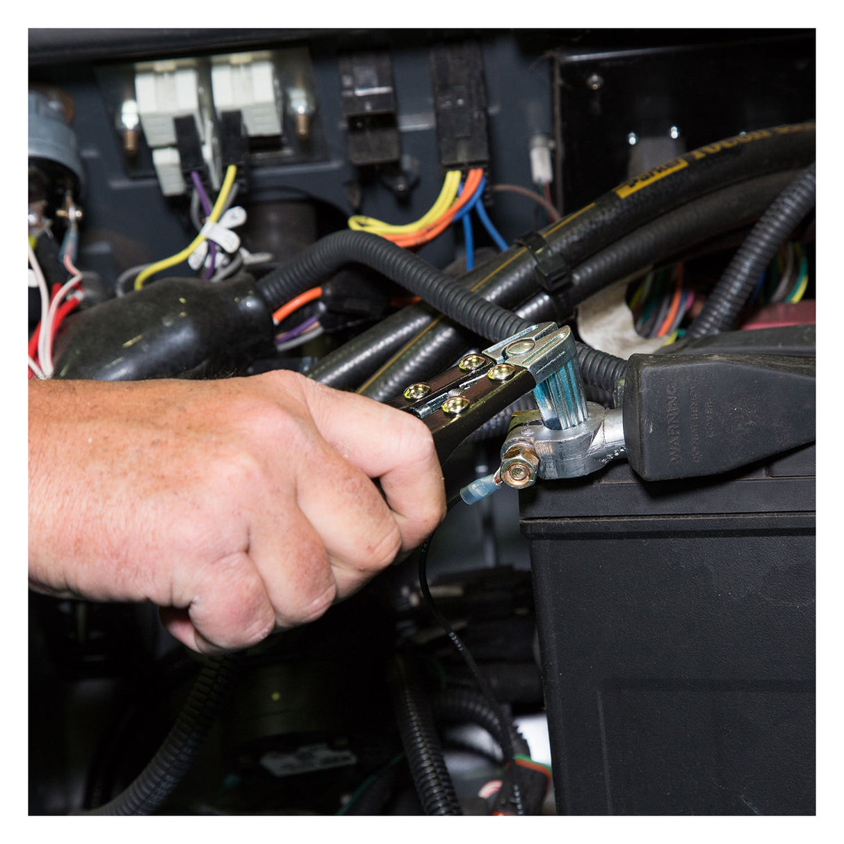 OEMTOOLS 25122 Battery Terminal Spreader and Cleaner Additional Image 4
