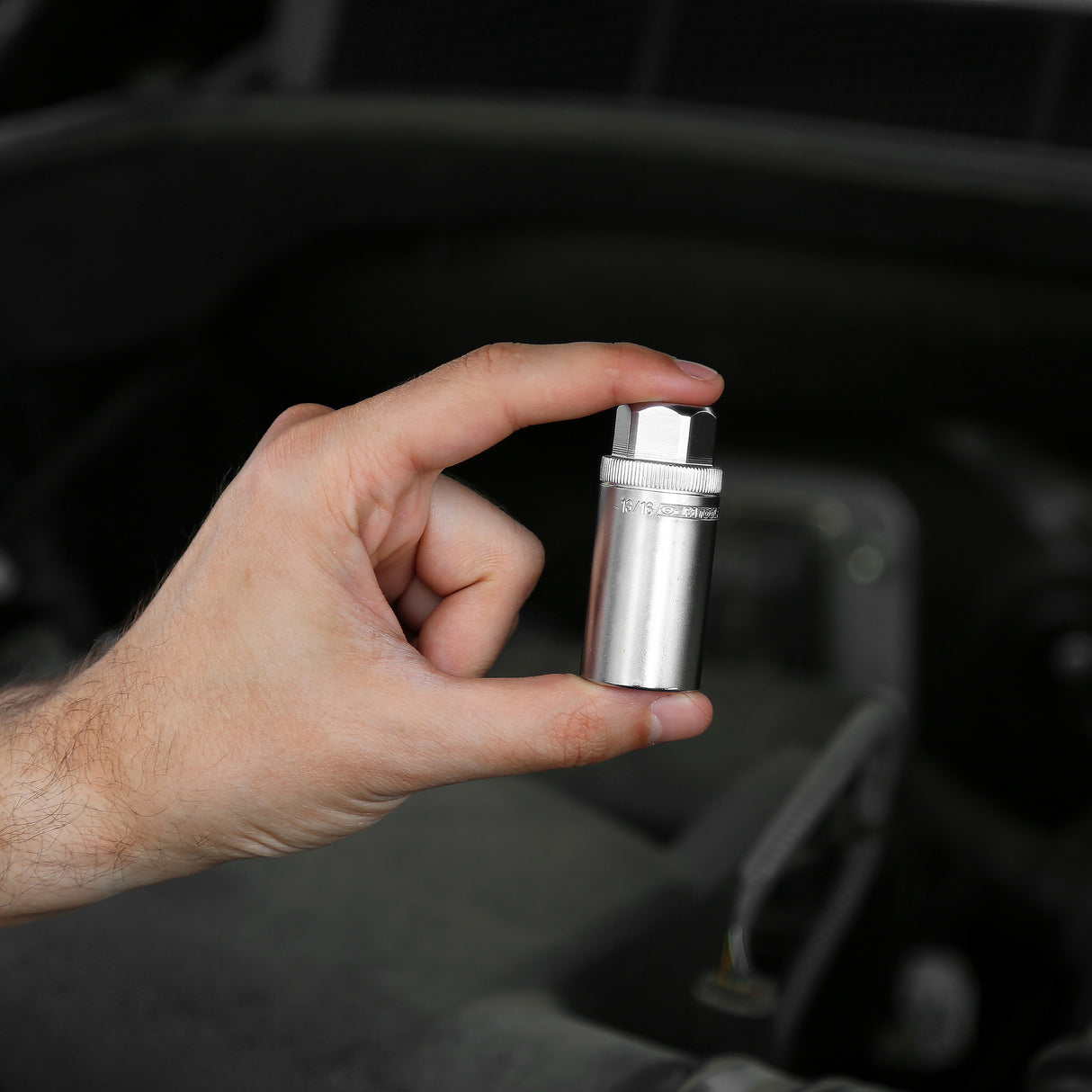 OEMTOOLS 22883 13/16 Inch 3/8in. Drive Magnetic Spark Plug Socket Additional Image 6