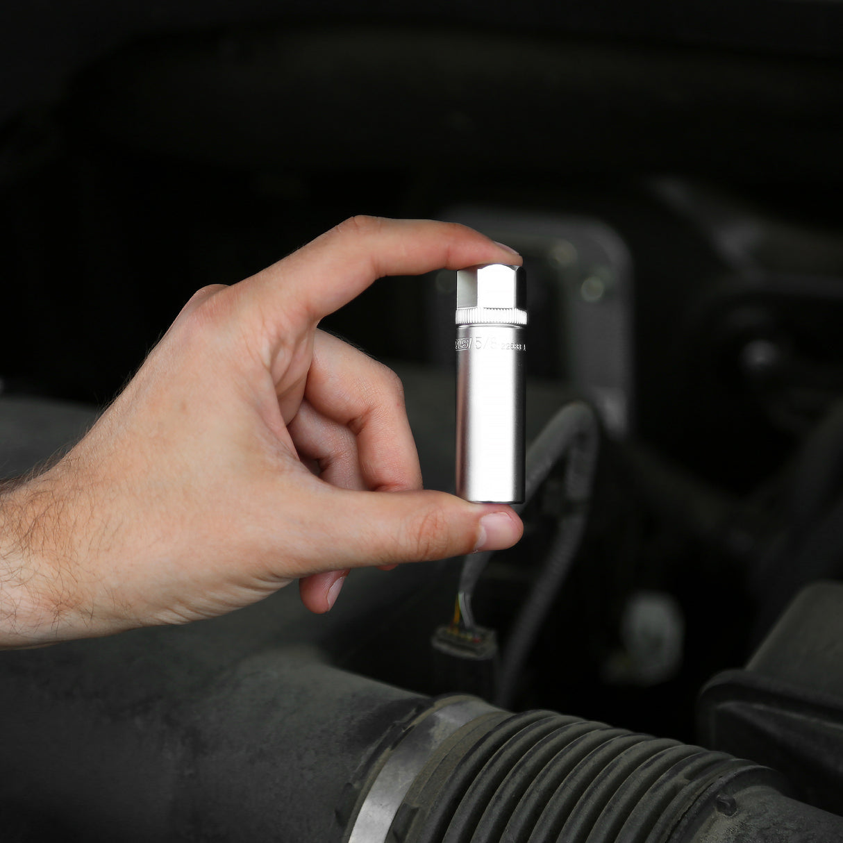 OEMTOOLS 22888 5/8 Inch 1/2in. Drive Magnetic Spark Plug Socket Additional Image 6