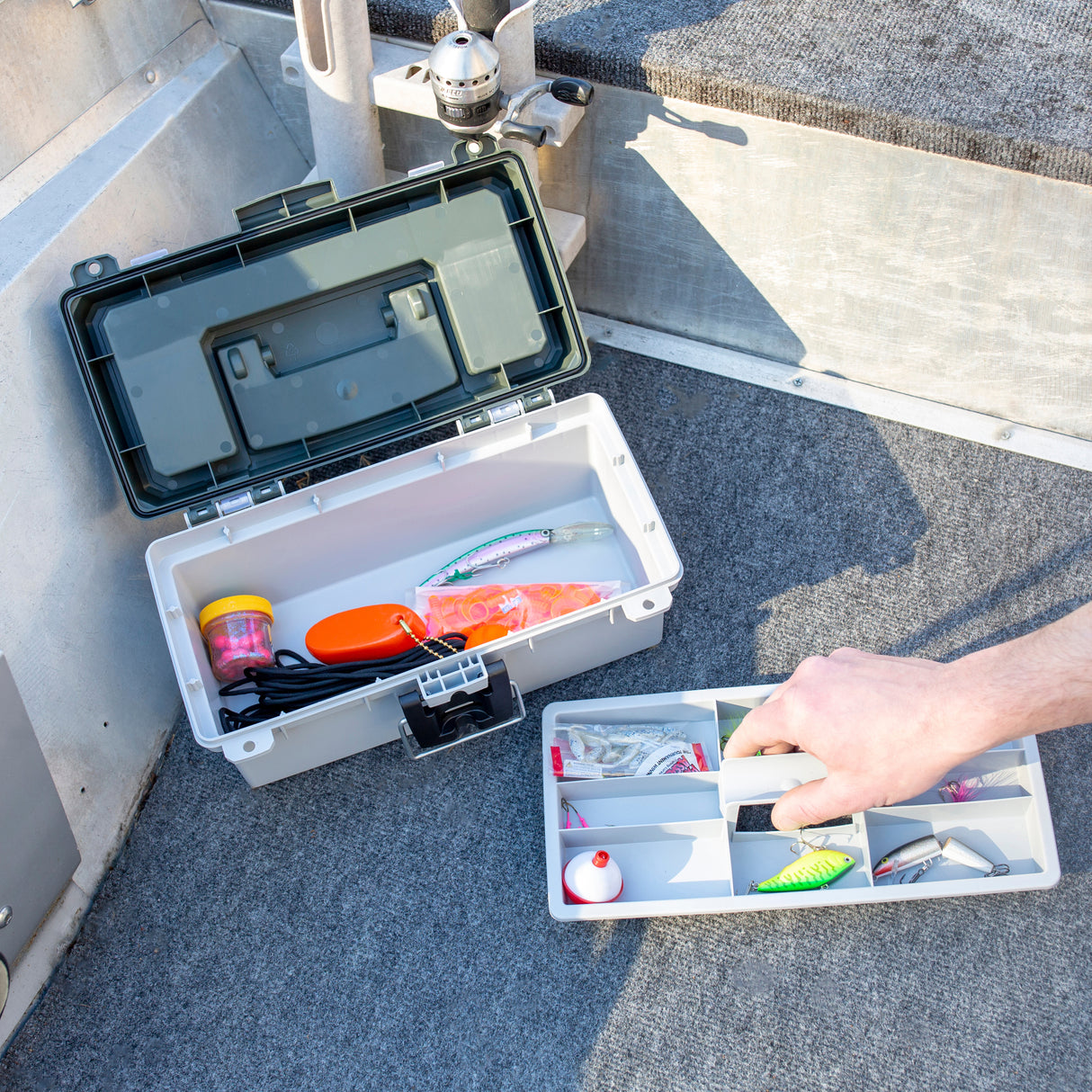 Sheffield 12670 13in. Tackle Box - Green/Gray Additional Image 8