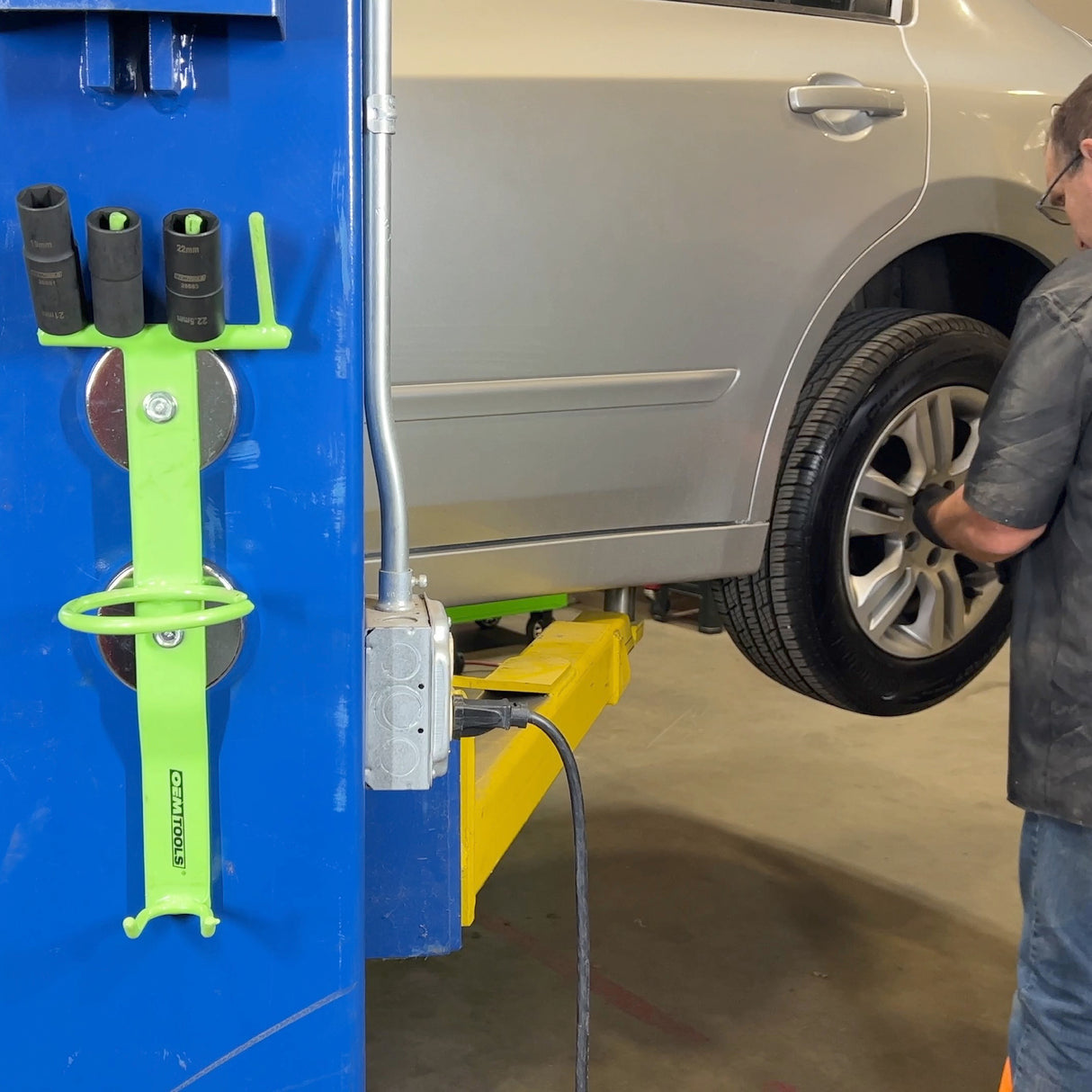 OEMTOOLS 23120 Air Tool Holder Additional Image 6