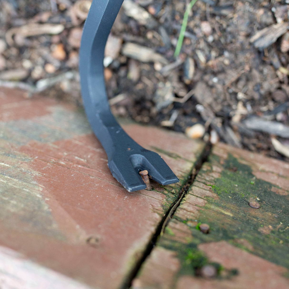 GreatNeck WR18 Wrecking Bar (18 Inch) Additional Image 6