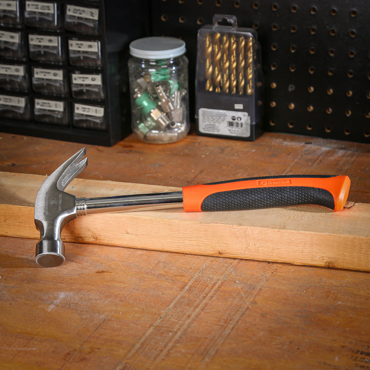 GreatNeck S16C Steel Curved Claw Hammer (16 Oz.) Additional Image 6