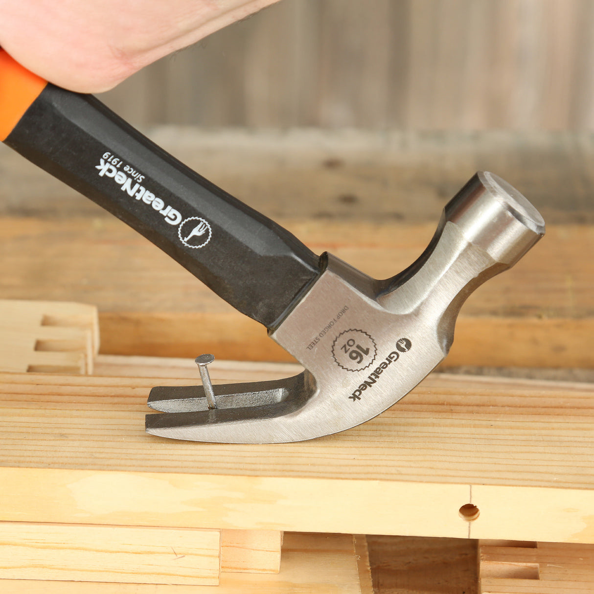 GreatNeck HG16C Fiberglass Curved Claw Hammer (16 Oz.) Additional Image 8