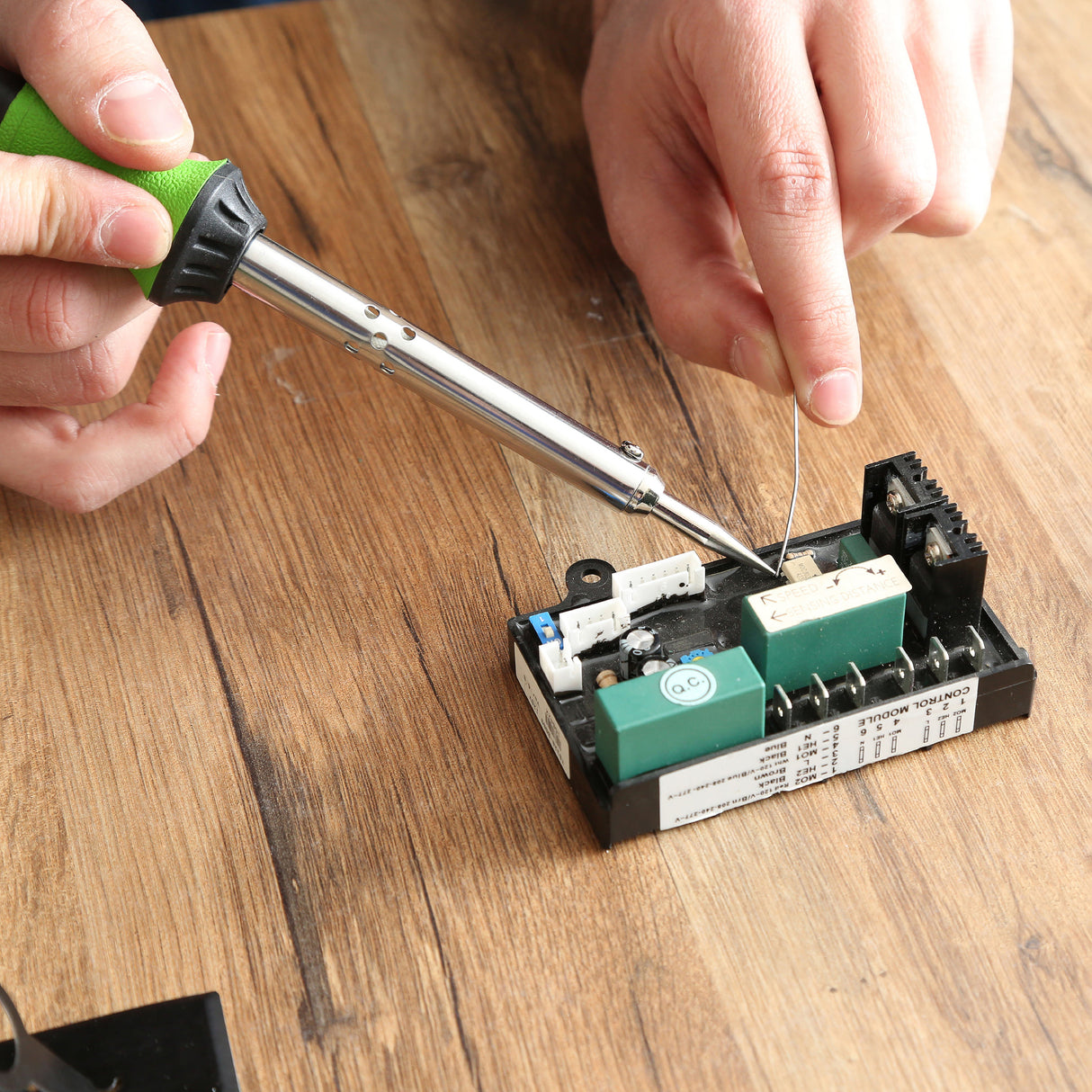 OEMTOOLS 24760 40-Watt Soldering Iron with Metal Stand Additional Image 6