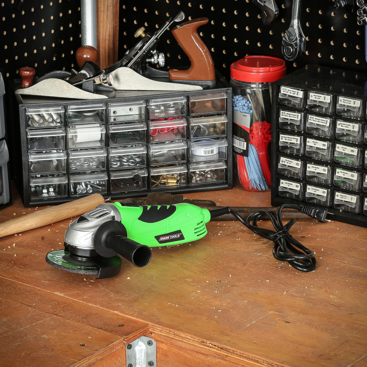 OEMTOOLS 24663 4-1/2in. Compact Angle Grinder Additional Image 7