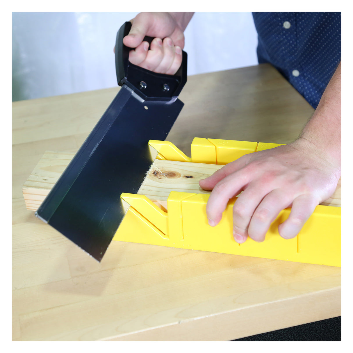 GreatNeck BSB14 12 Inch Mitre Box with 14 Inch Back Saw Additional Image 8