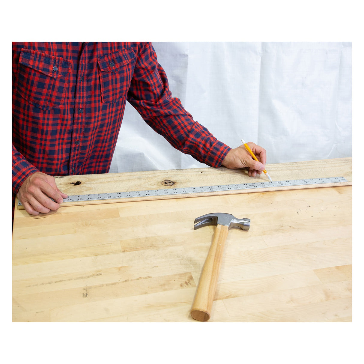 Mayes 10331 36 Inch x 1-1/8 Inch Heavy Duty Aluminum Yardstick Additional Image 4
