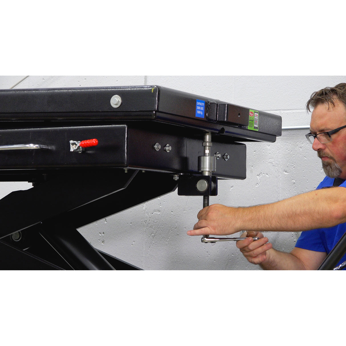 Rotary Lift LT35A 3,500 Lb. Lifting Table for EV Additional Image 5
