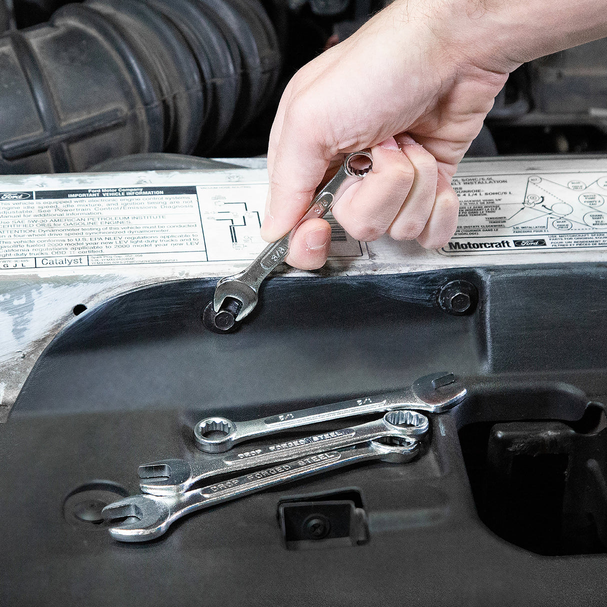 GreatNeck COW5C SAE Combination Wrench Set (5-Piece) Additional Image 8