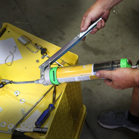 OEMTOOLS 87204 Clear Lever Action Grease Gun Additional Image 8