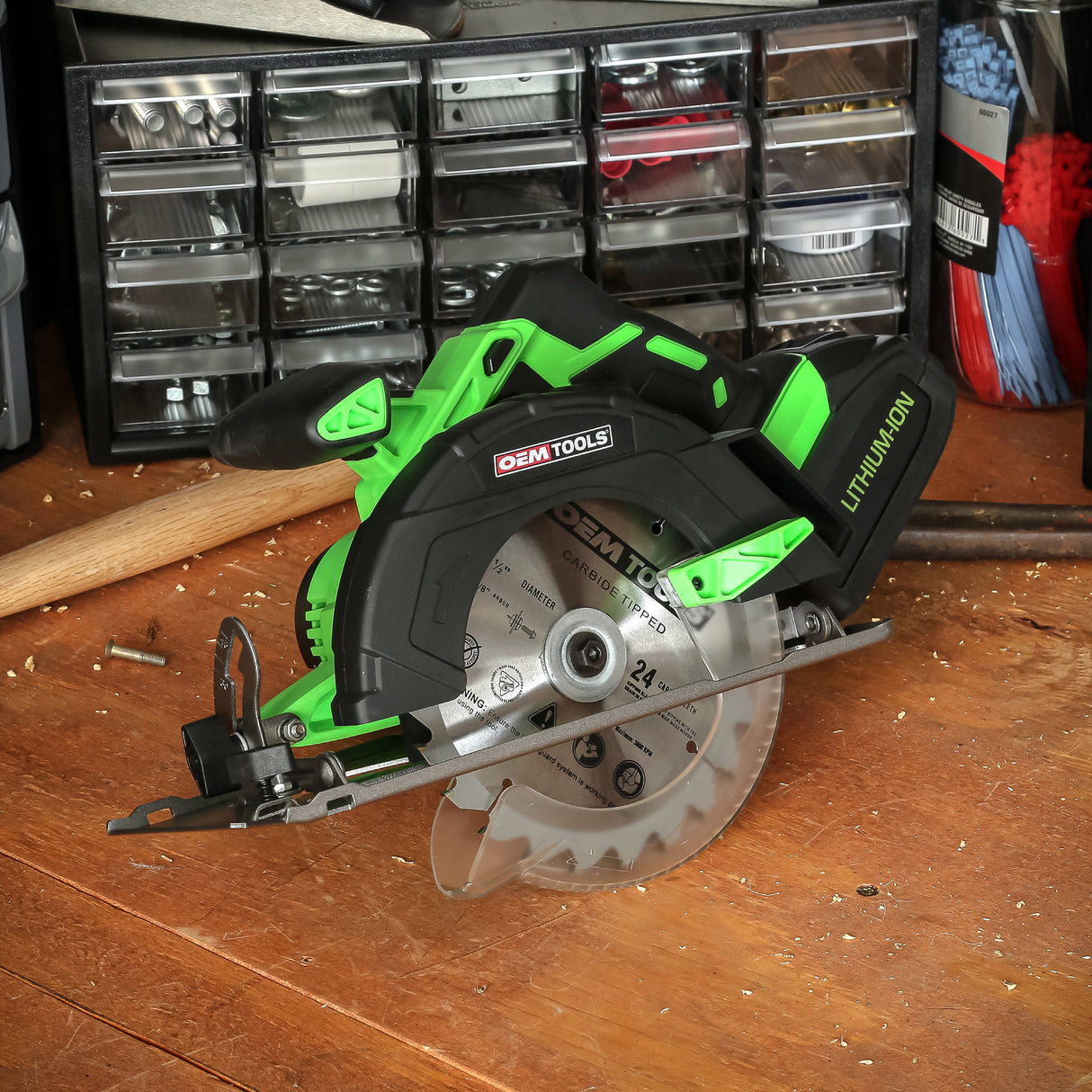 OEMTOOLS 24488 20V MAX* Li-ion 6-1/2in. Circular Saw Additional Image 10