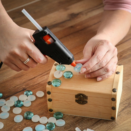 GreatNeck GGB Electric Mini Glue Gun Additional Image 6