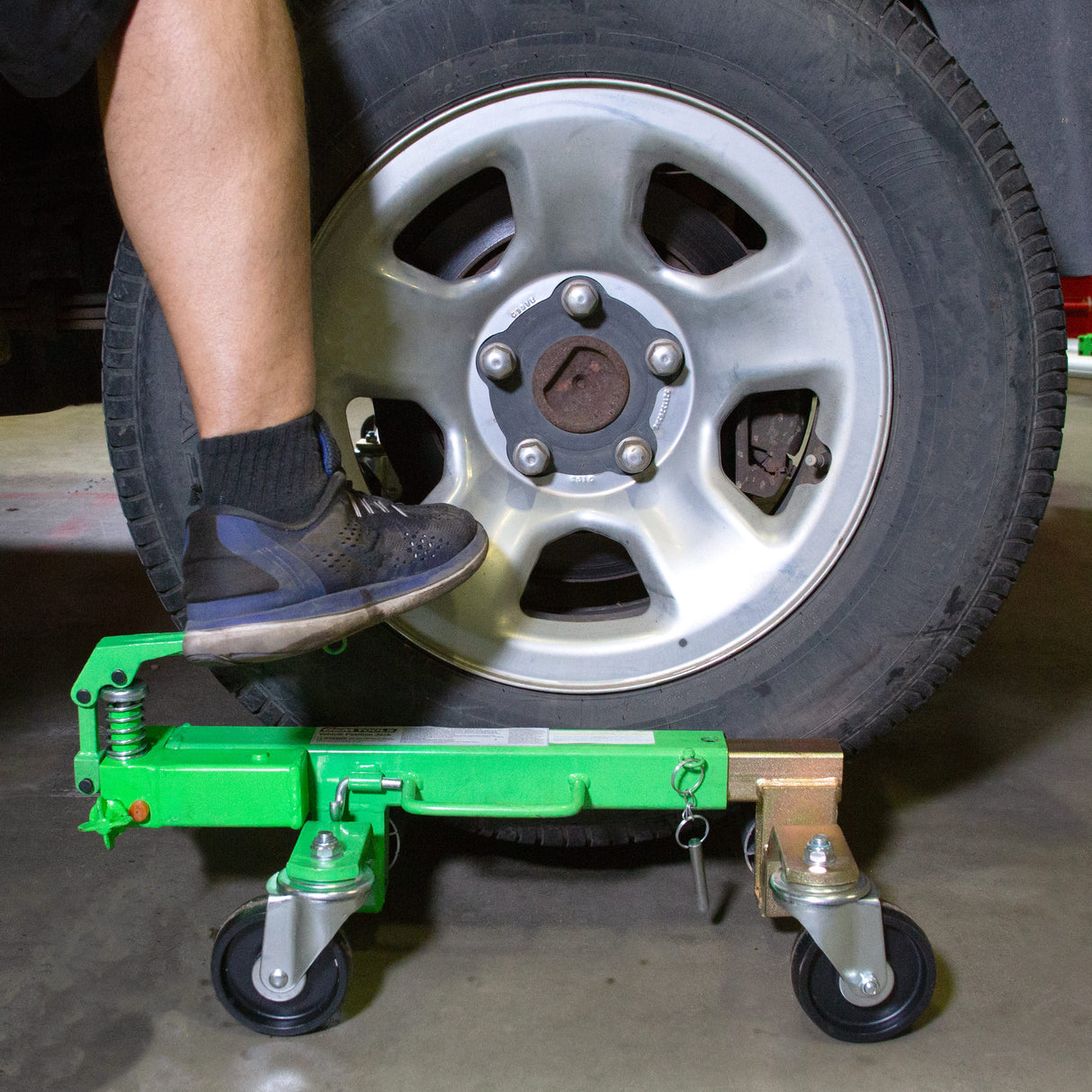 OEMTOOLS 68986 Hydraulic Vehicle Position Dollies Set Additional Image 9