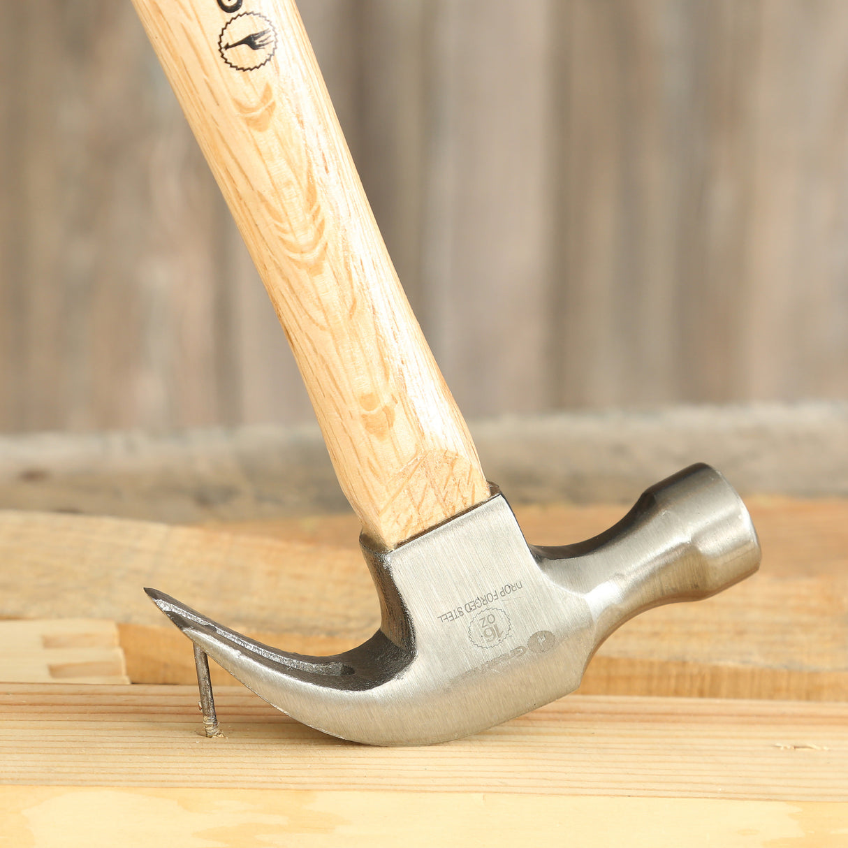 GreatNeck M16C Curved Claw Hammer (16 Oz.) Additional Image 8