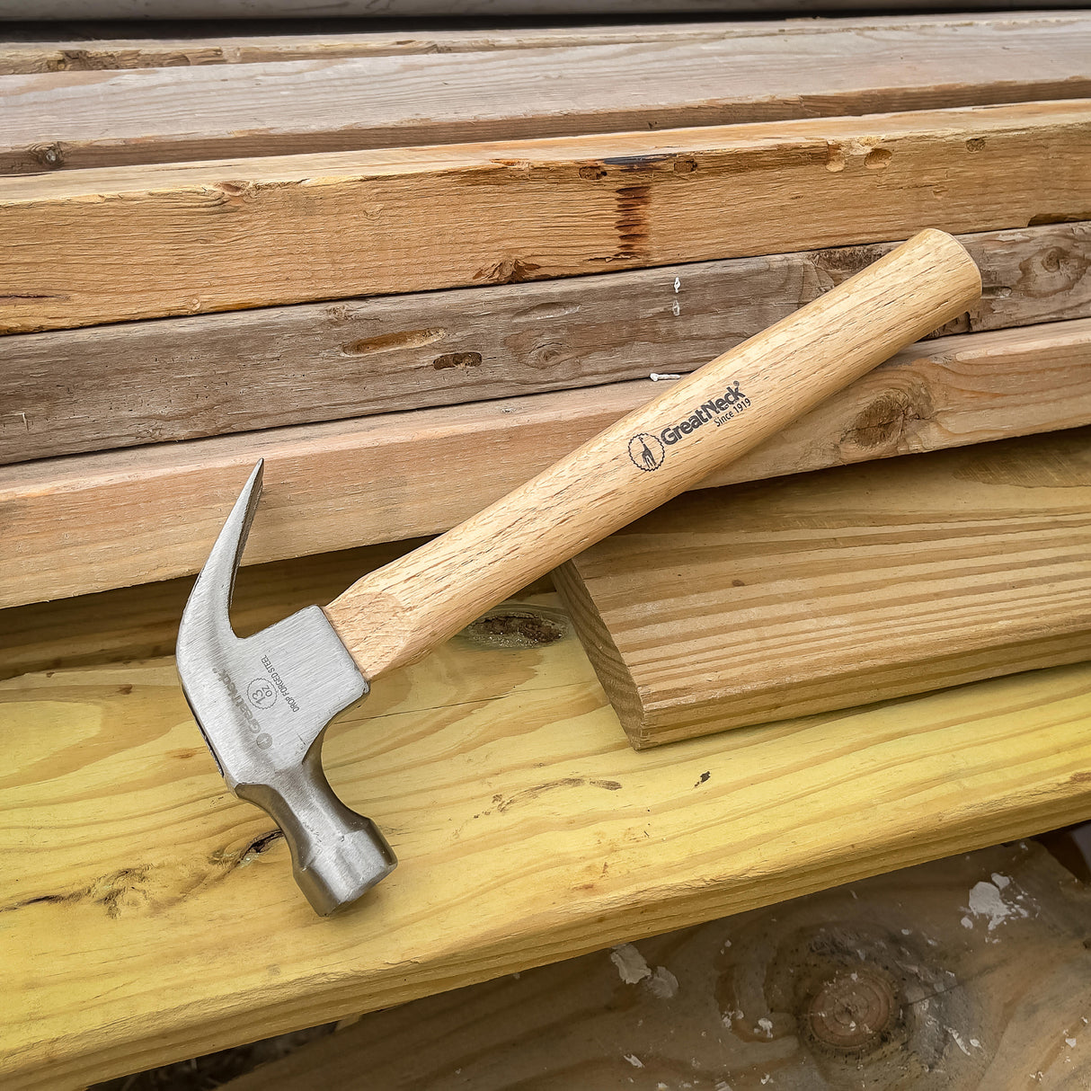 GreatNeck M13C Curved Claw Hammer (13 Oz.) with Hardwood Handle Additional Image 6