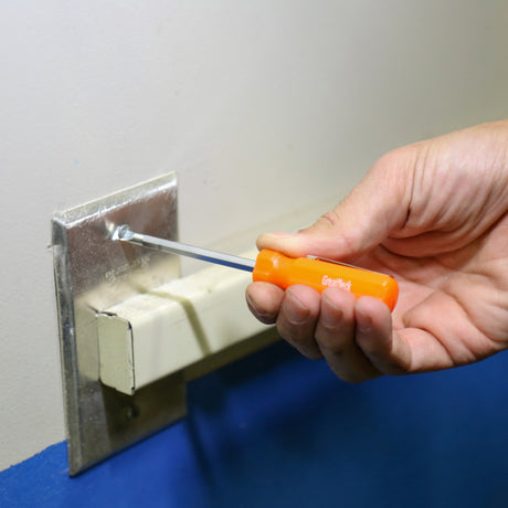 GreatNeck 706E 2-in-1 Screwdriver in Fishbowl Display Additional Image 10