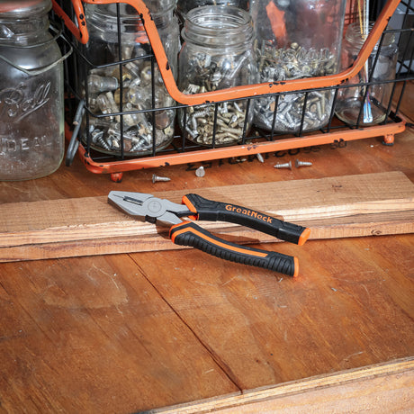 GreatNeck E7C Linesman Pliers (7 Inch) Additional Image 6