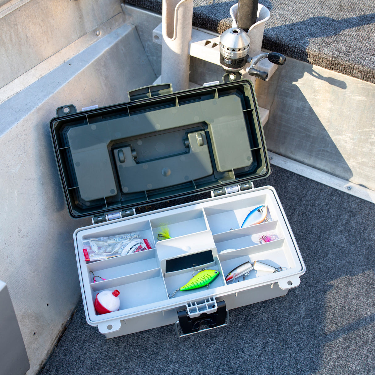 Sheffield 12670 13in. Tackle Box - Green/Gray Additional Image 8