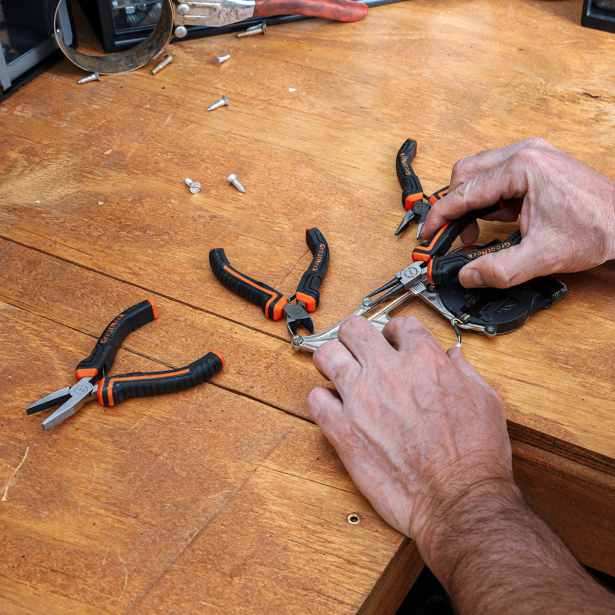 GreatNeck 4-1/2 Inch Snipe Nose Pliers Additional Image 8