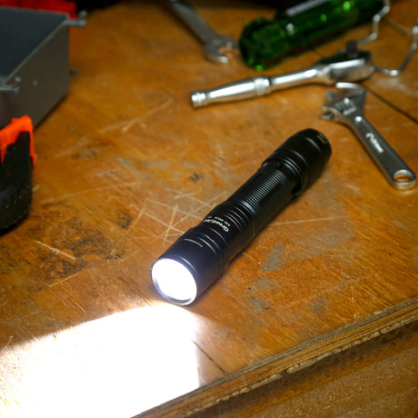 1000 Lumens LED Rechargeable 5-Light Mode Professional Flashlight Additional Image 7