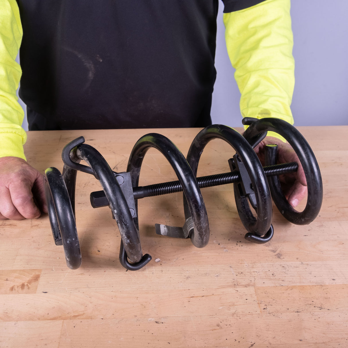 OEMTOOLS 37200 Coil Spring Compressor Set Additional Image 6